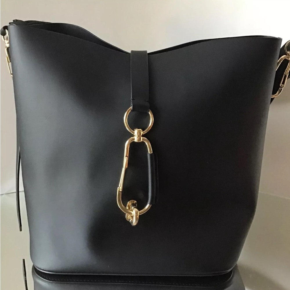 ZAC Zac Posen Belay Leather Bucket Bag - MSRP $495.00!